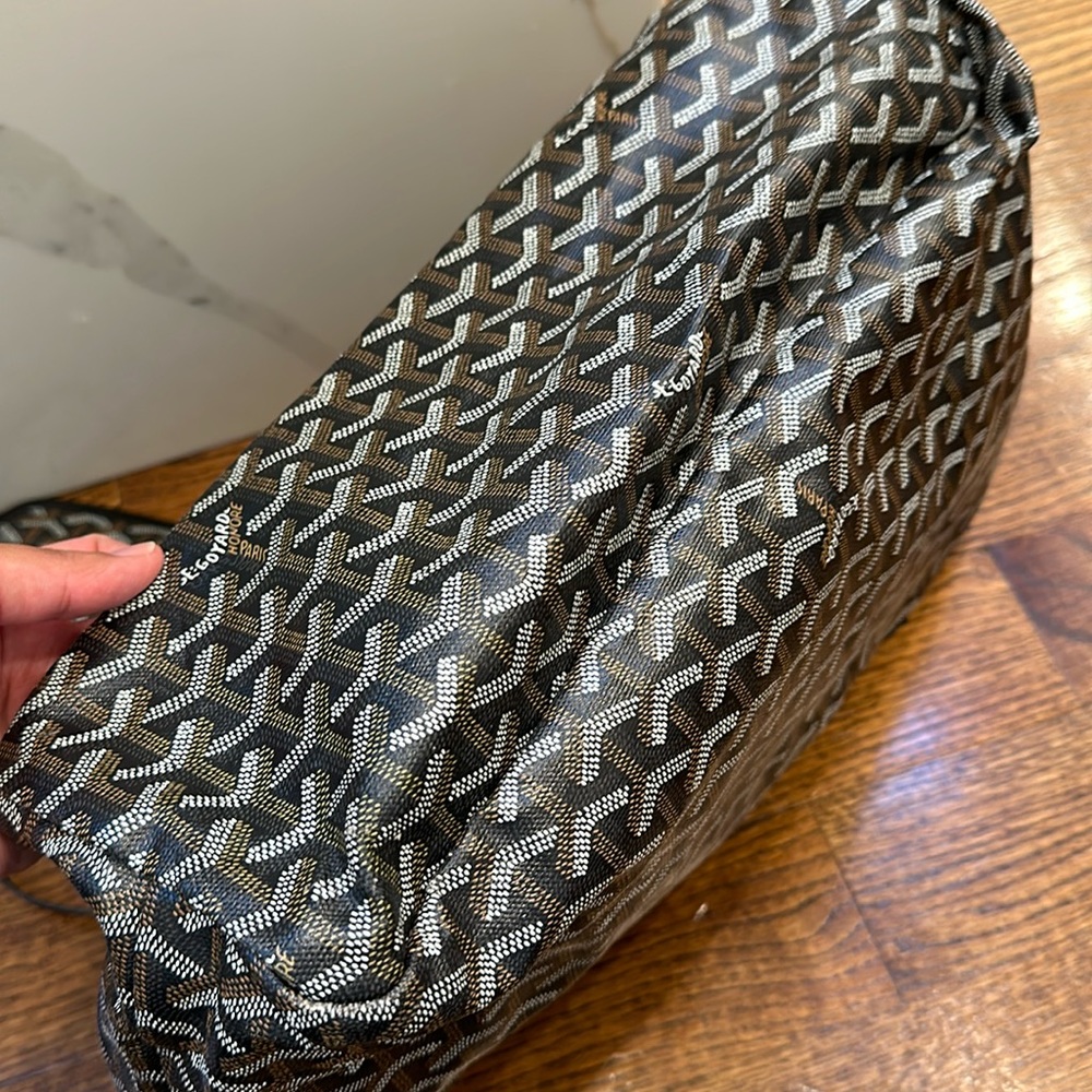 *NOT AVAILABLE* Goyard St Louis PM Tote Bag Black - Picture 10 of 11